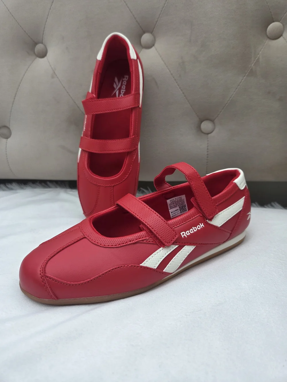 Reebok Women’s Red Mary Jane Double Strap Sneakers Shoes Size 6.5